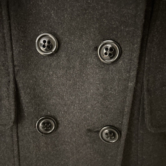 Guess Women’s Size Large Double Breasted Dark Gray Wool Blend Short Style Coat - Picture 5 of 9